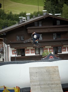 Kathi Kuypers Airbag